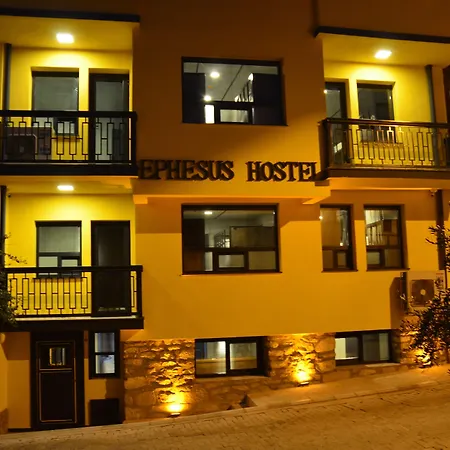 بيت شباب Ephesus *